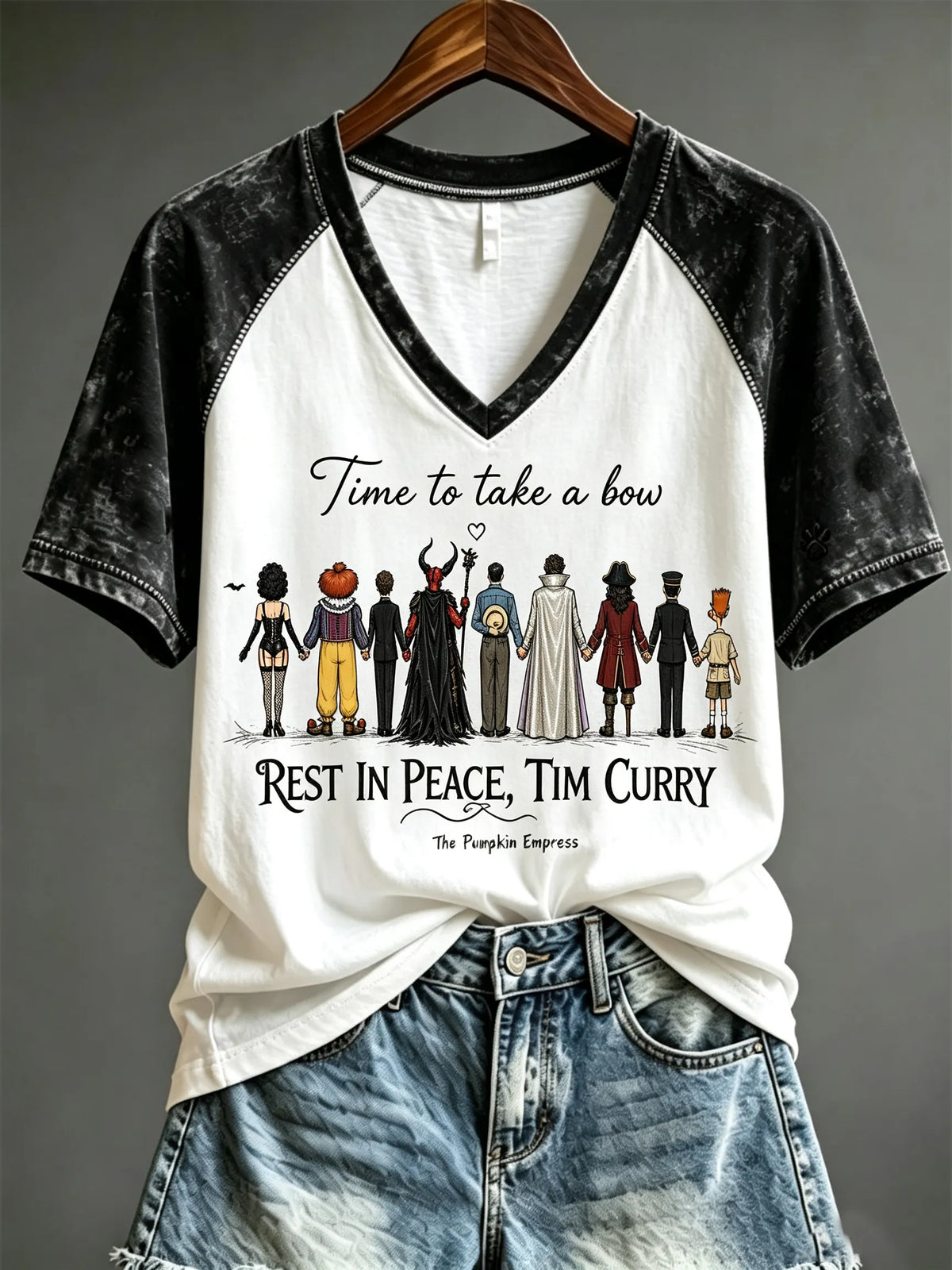 Women's Artistic Casual Art-Print T-Shirt