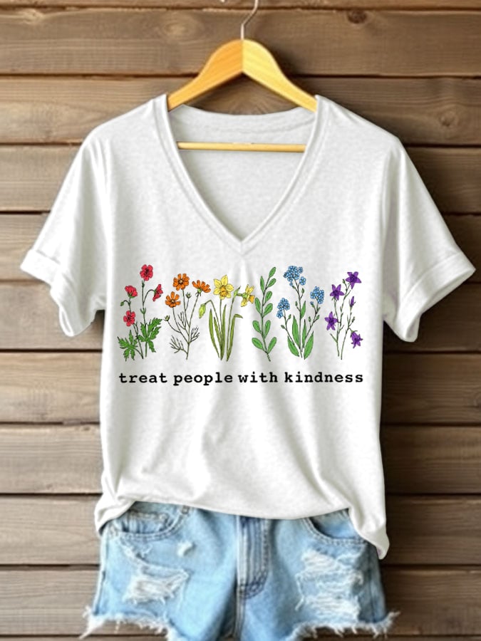 Women's Treat People With Kindness Printed Short-Sleeved T-Shirt