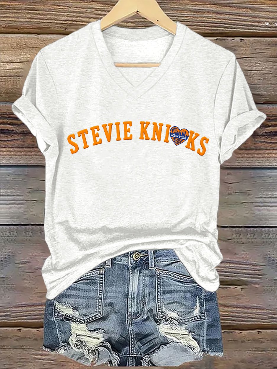 V-Neck Retro New York Basketball Stevie Print T-Shirt